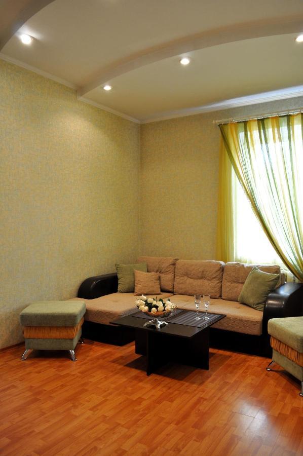 Apartment On Karbyshewa 1 Grodno Exterior foto
