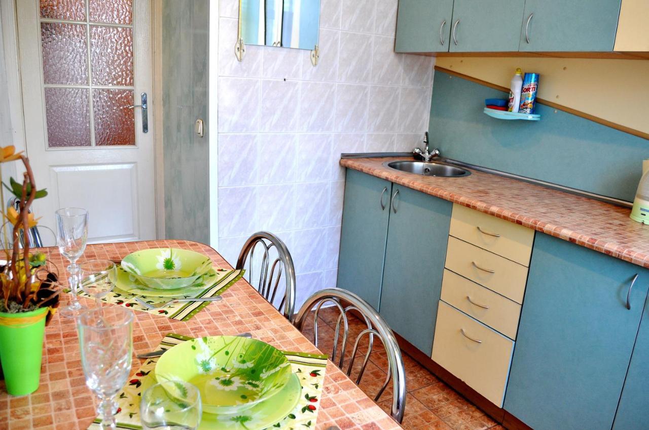 Apartment On Karbyshewa 1 Grodno Exterior foto